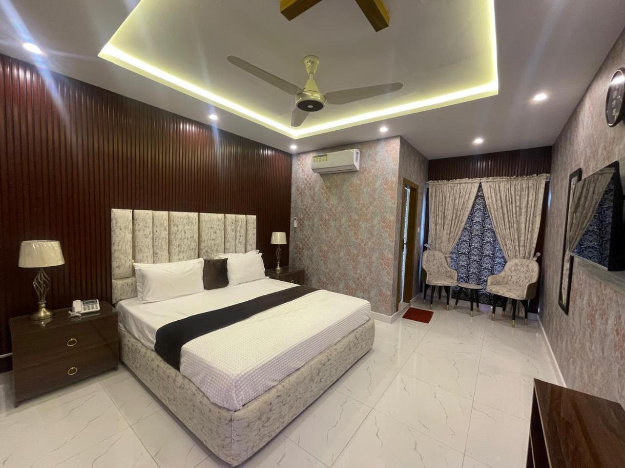 Hotel Croydon International Rawalpindi Exterior photo